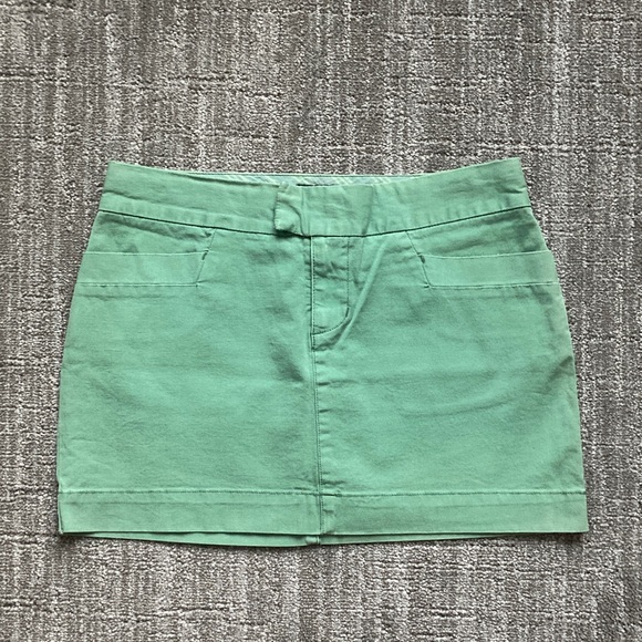 American Eagle Outfitters Dresses & Skirts - American Eagle Outfitters Vintage Stretch Green Low Rise Skirt